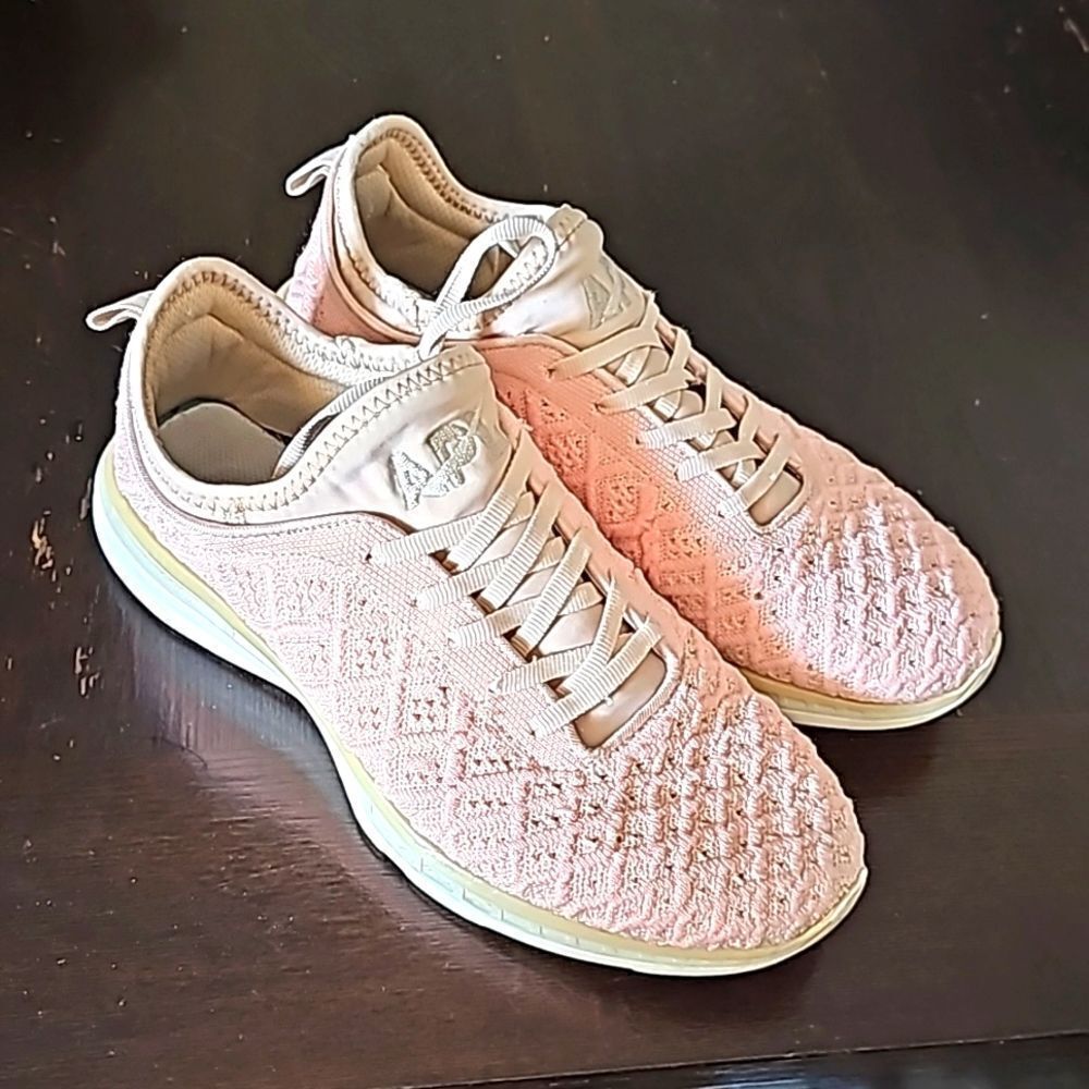 - APL women’s propulsion labs tennis shoes 8